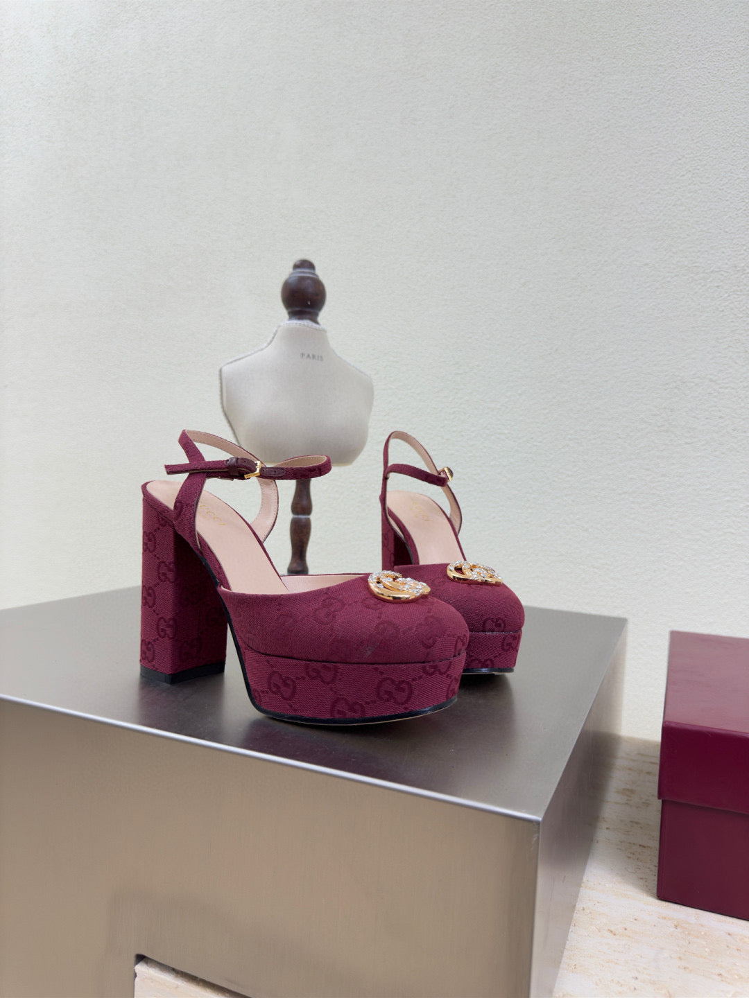 Gucci Gg Logo Platform