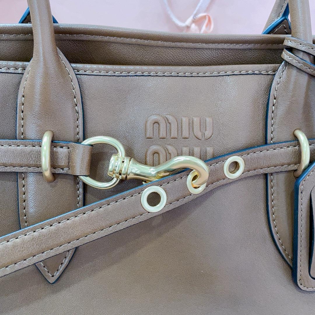 Miu Miu Adventure