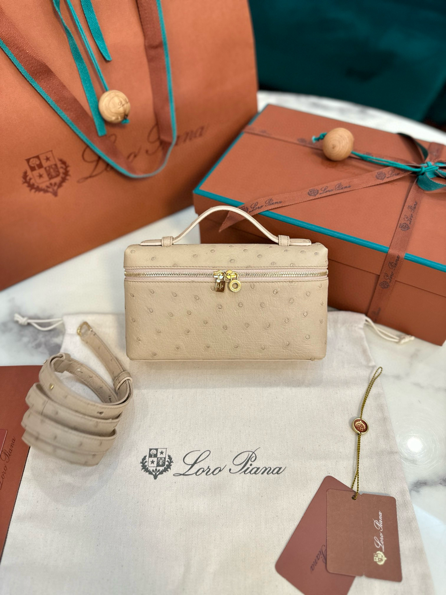 Loro Piana Extra Pocket L19 Ostrich