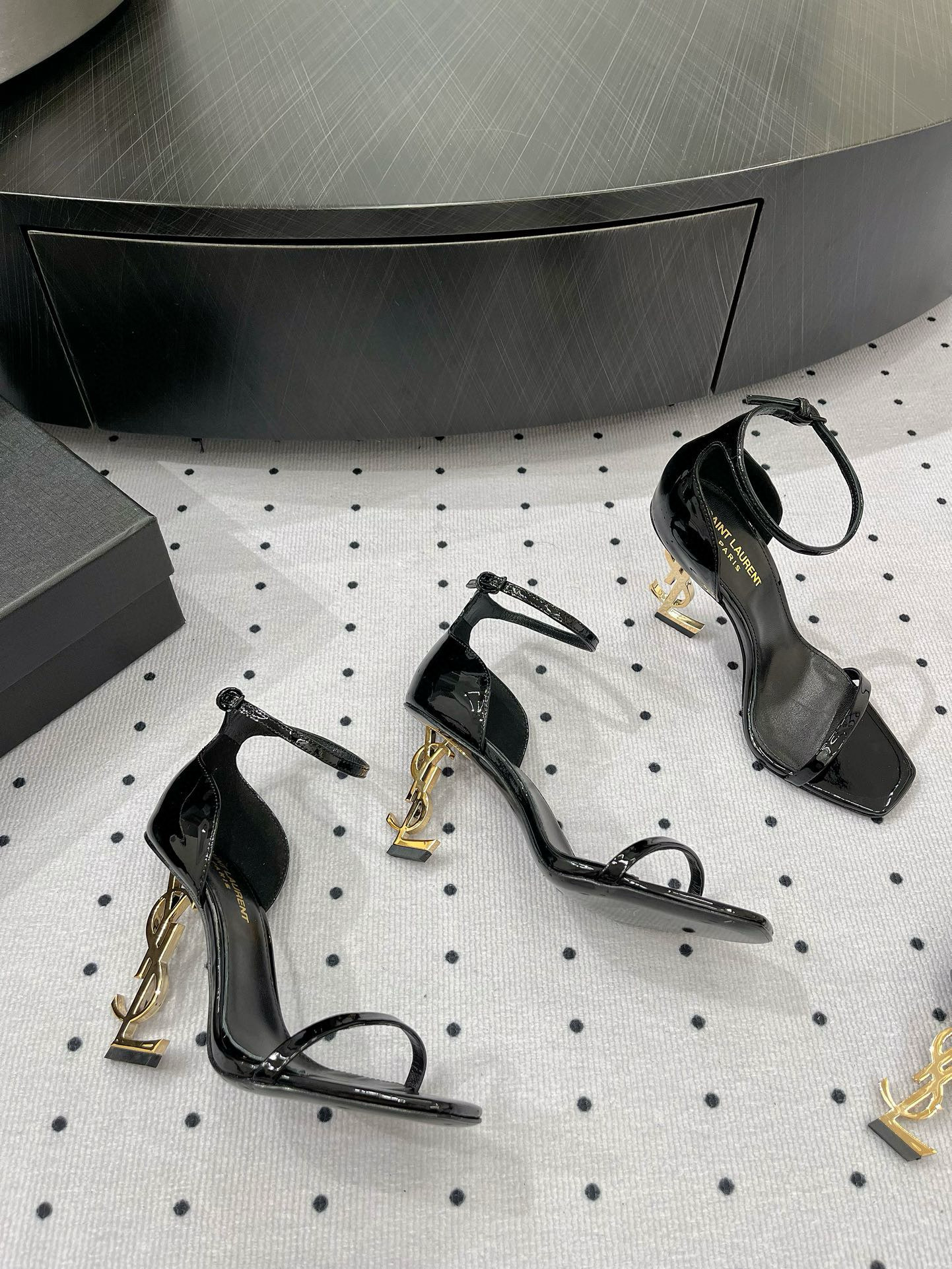 Yves Saint Laurent Opyum Sandals