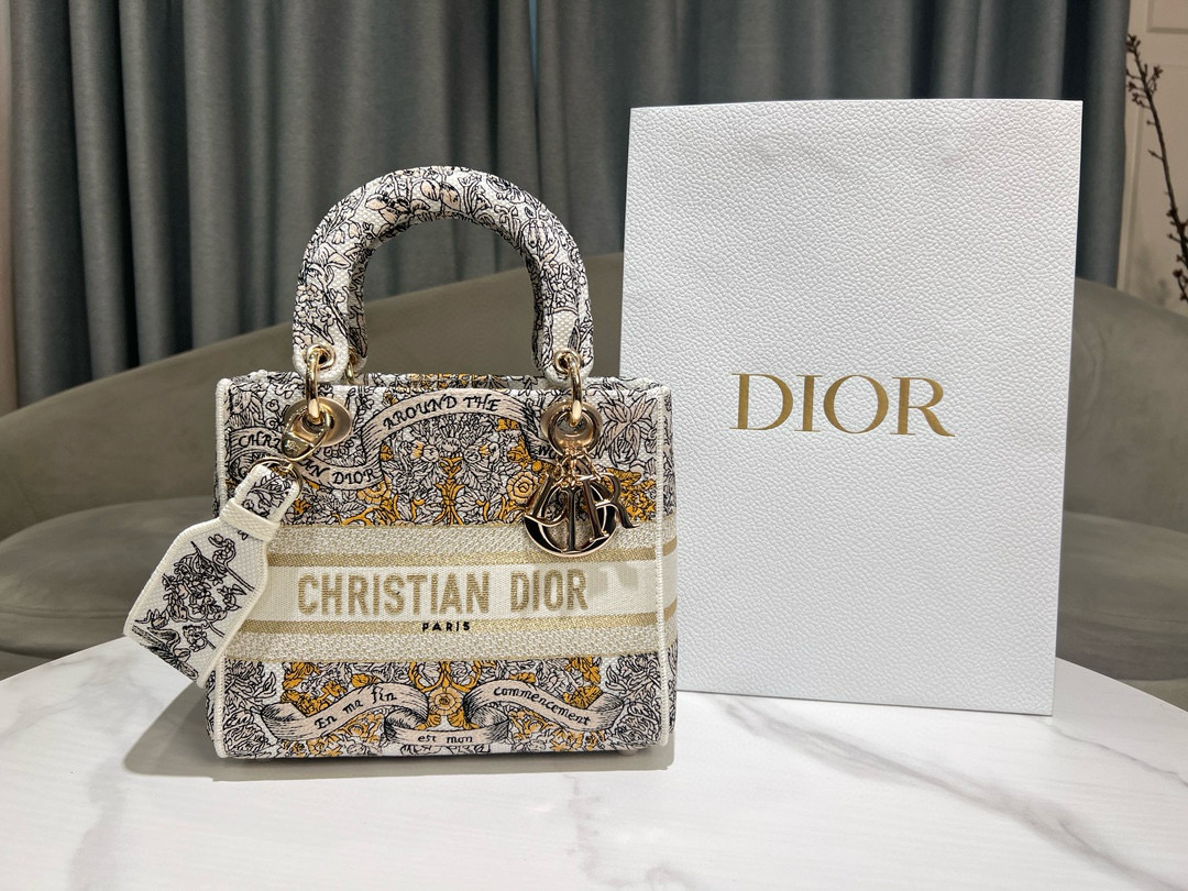 Christian Dior Medium Lady D-Lite Bag