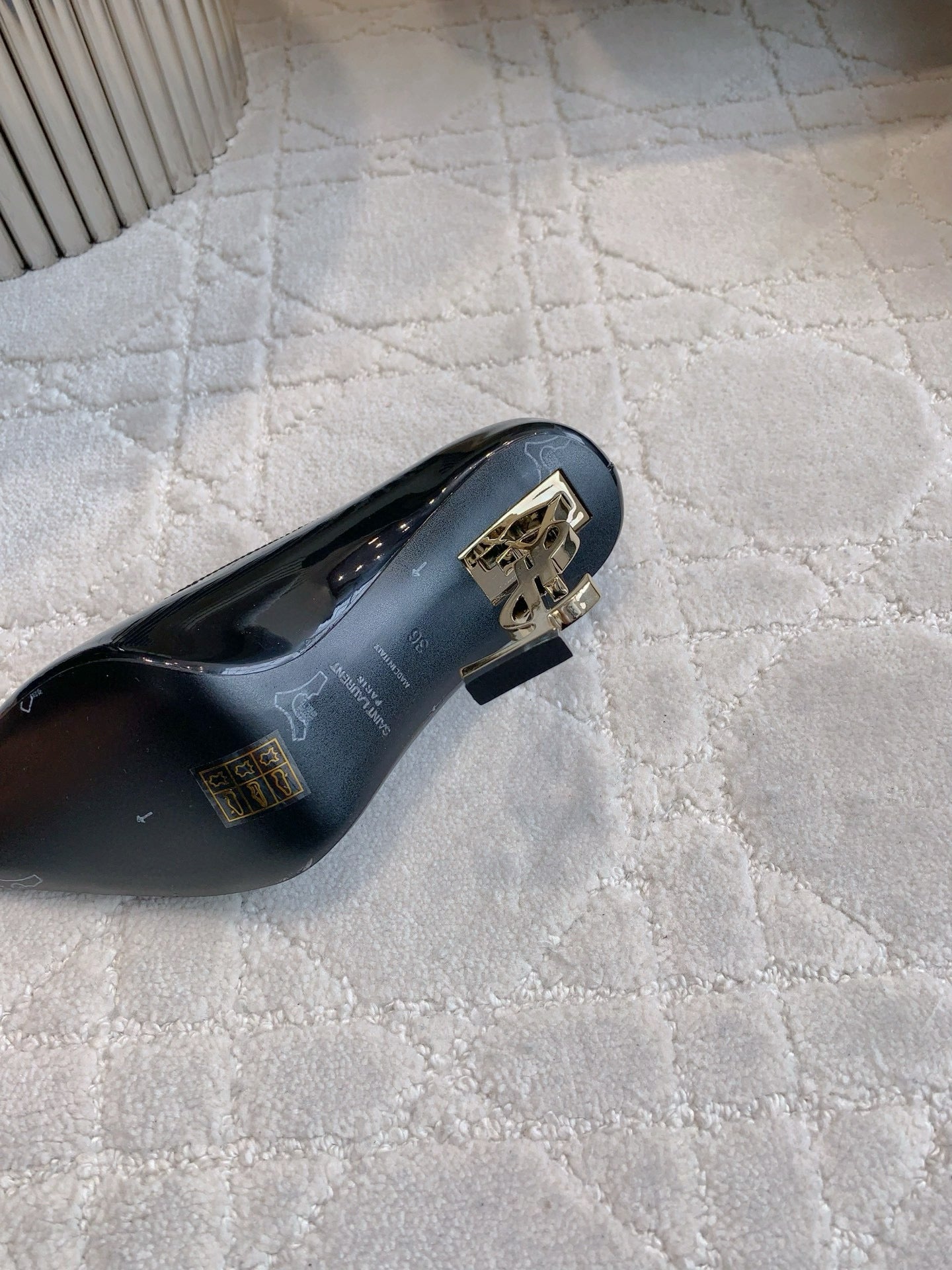 Opyum Pumps
