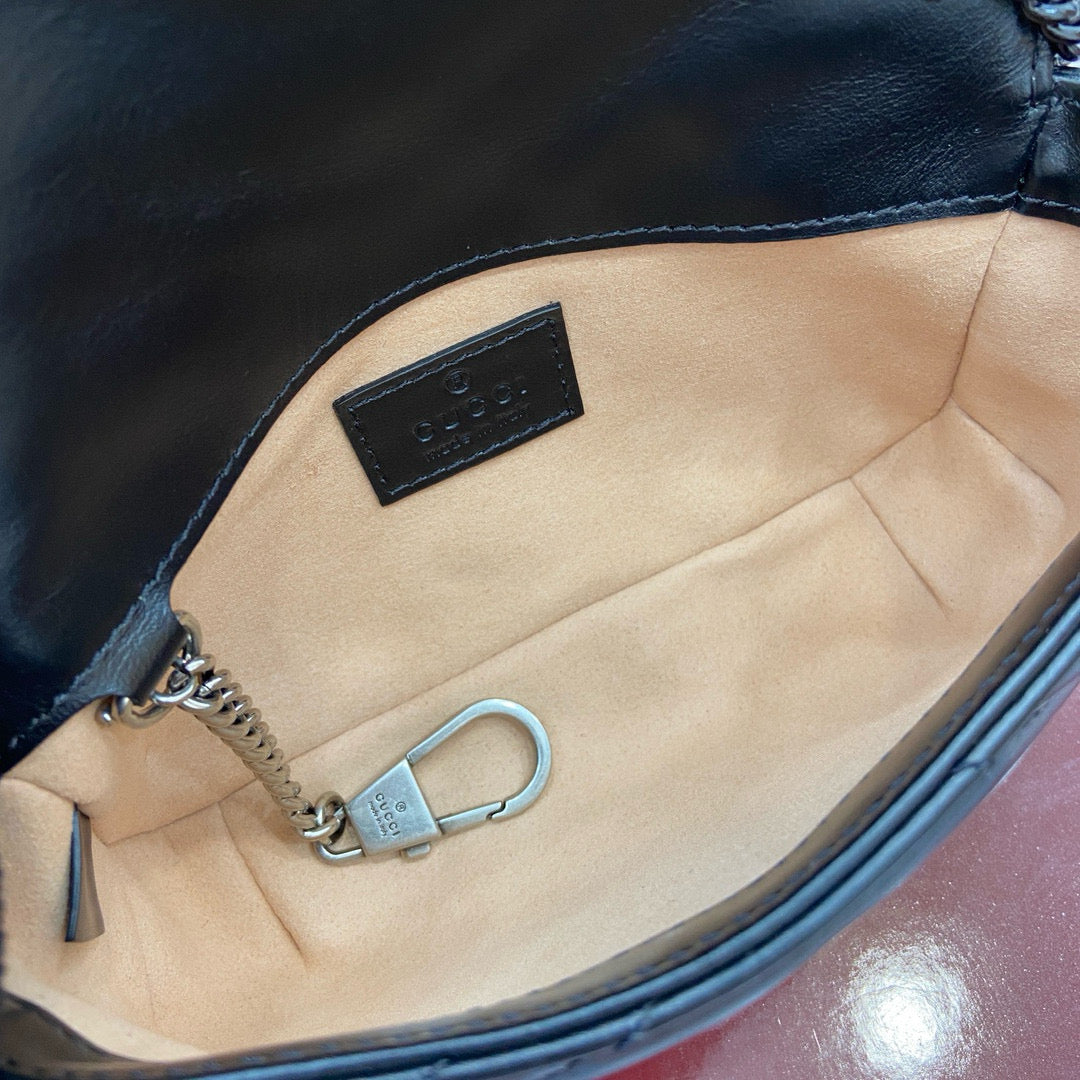 Gucci GG Marmont Super Mini