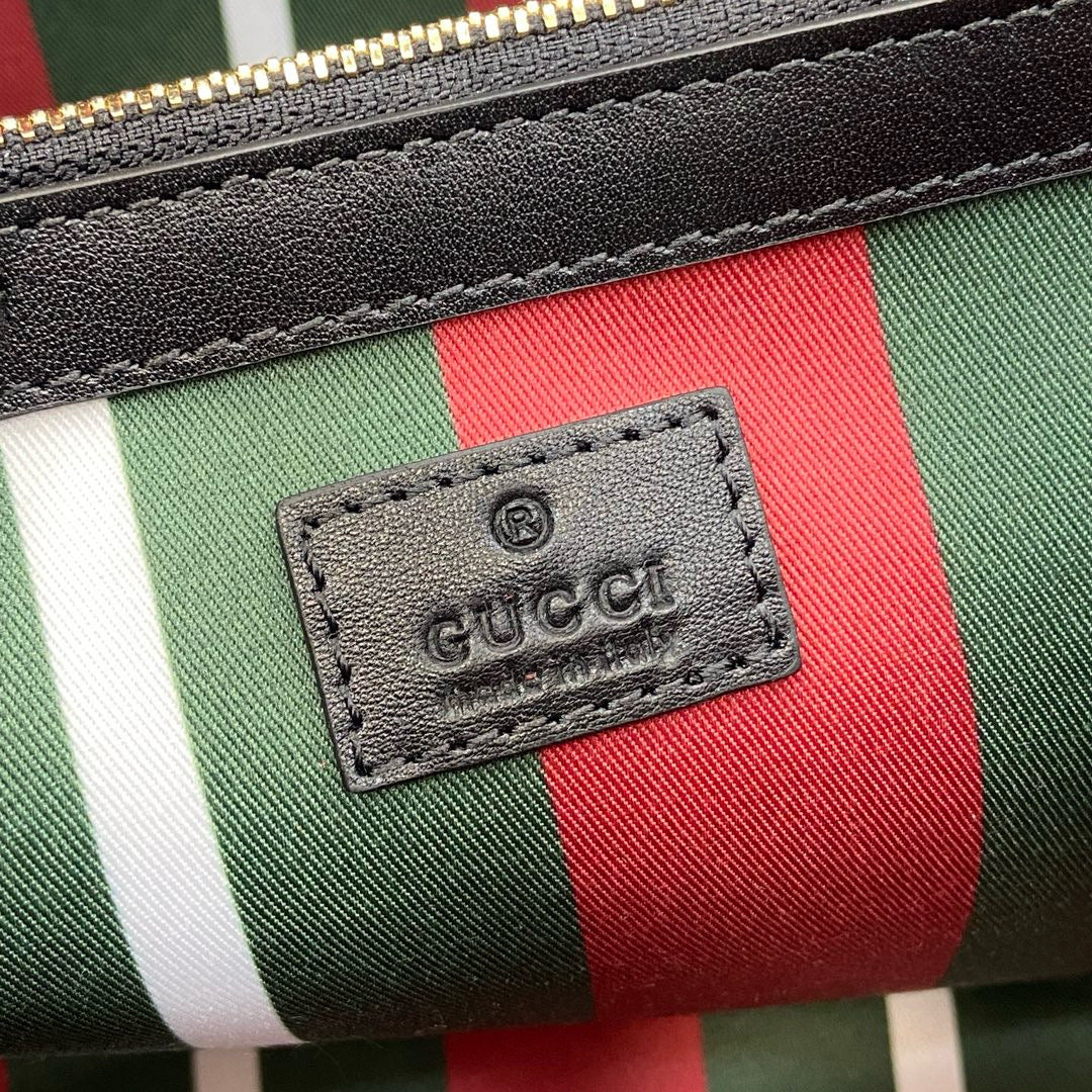 Gucci Emblem Medium Tote Bag