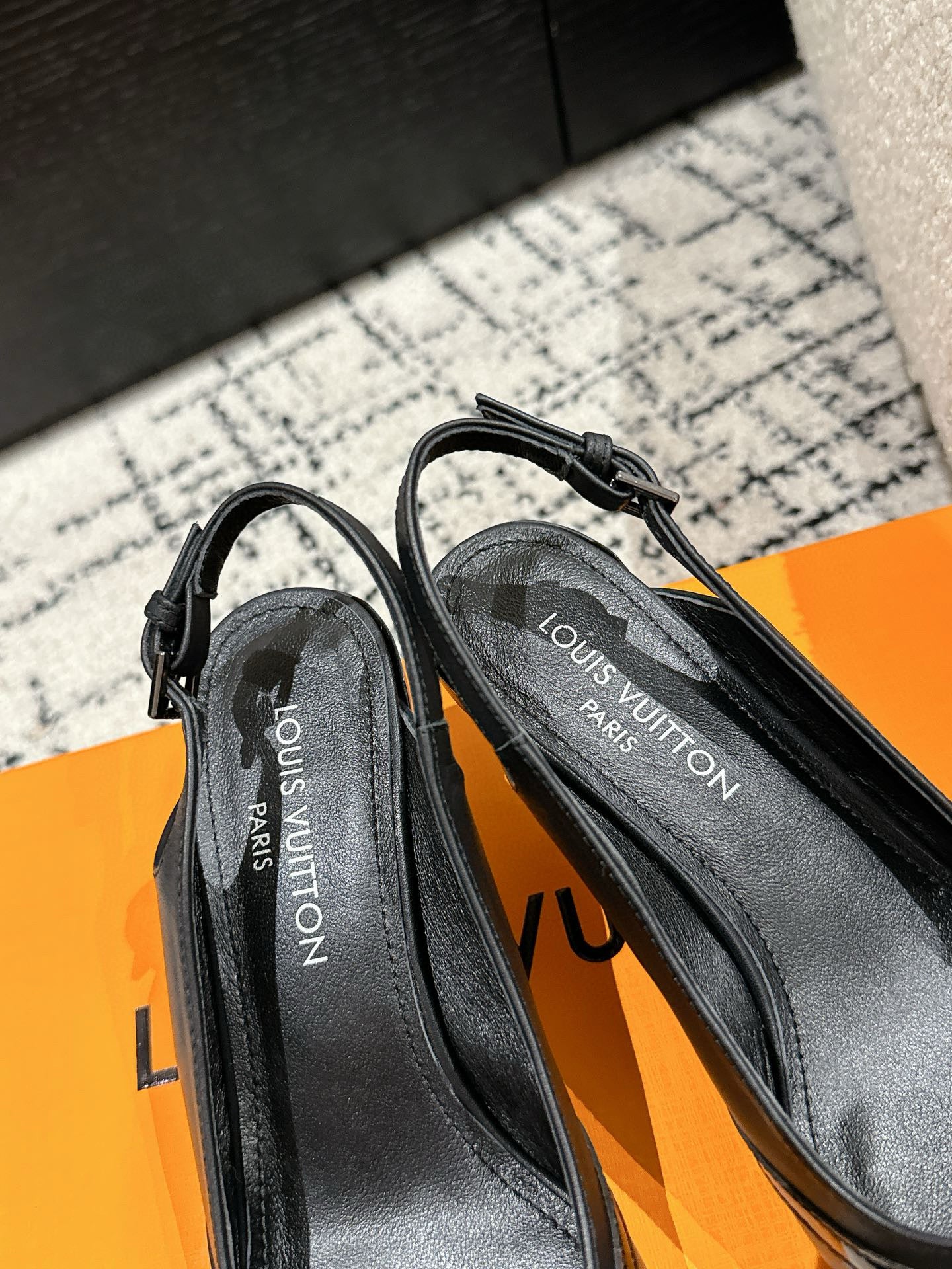 Louis Vuitton 6AM Slingback Pump
