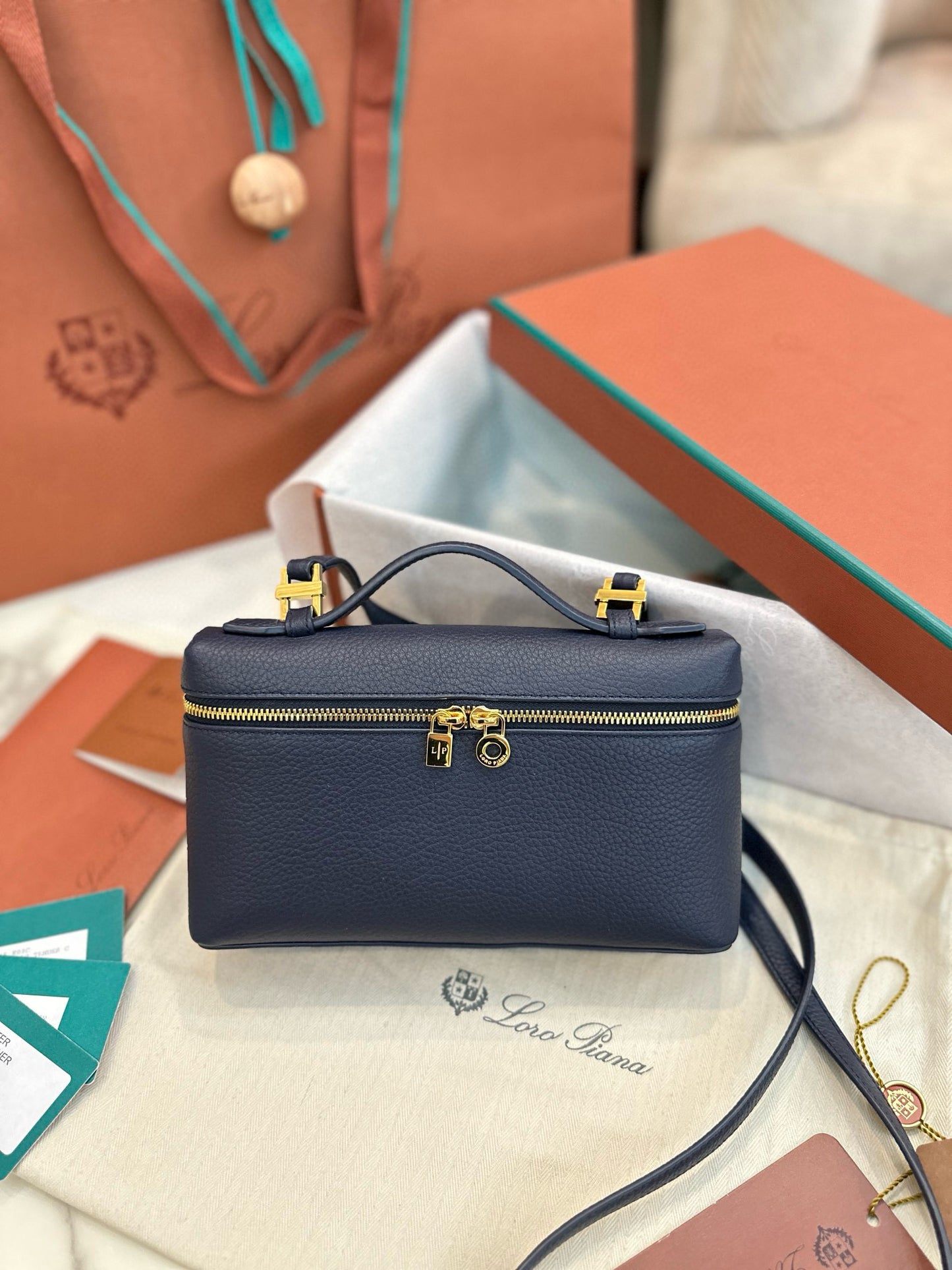 Loro Piana Extra Pocket L19