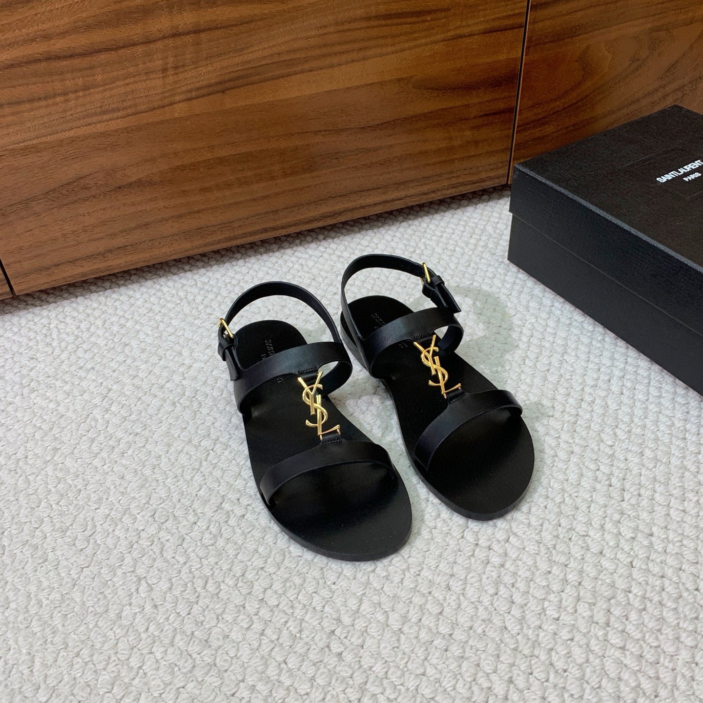 New Sandal
