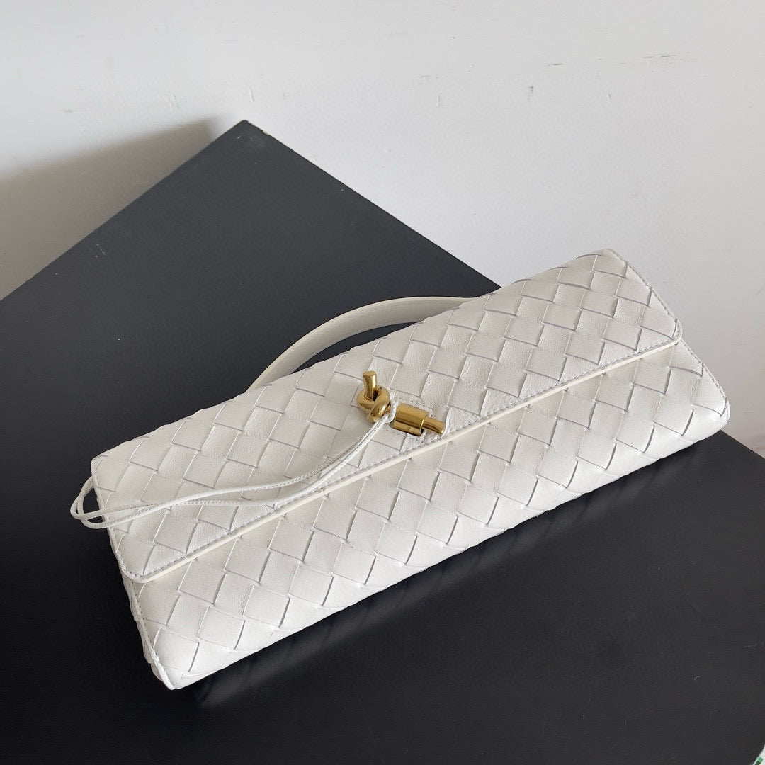 Bottega Veneta Andiamo Clutch