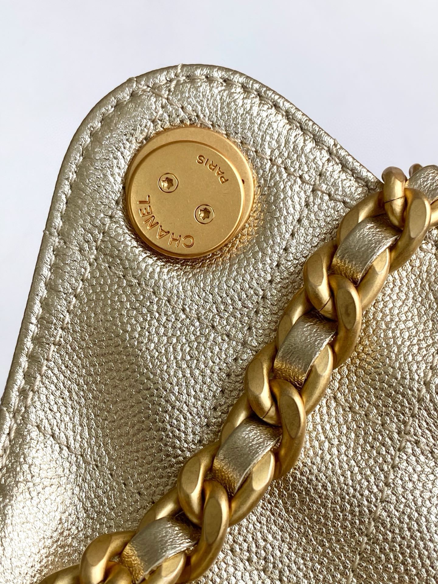 Large 25 Handbag