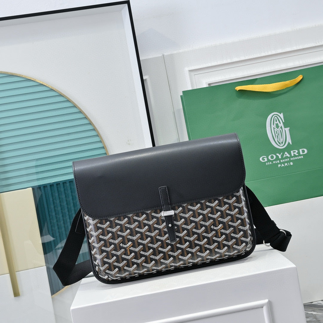 Gyrd Coursıer Messenger