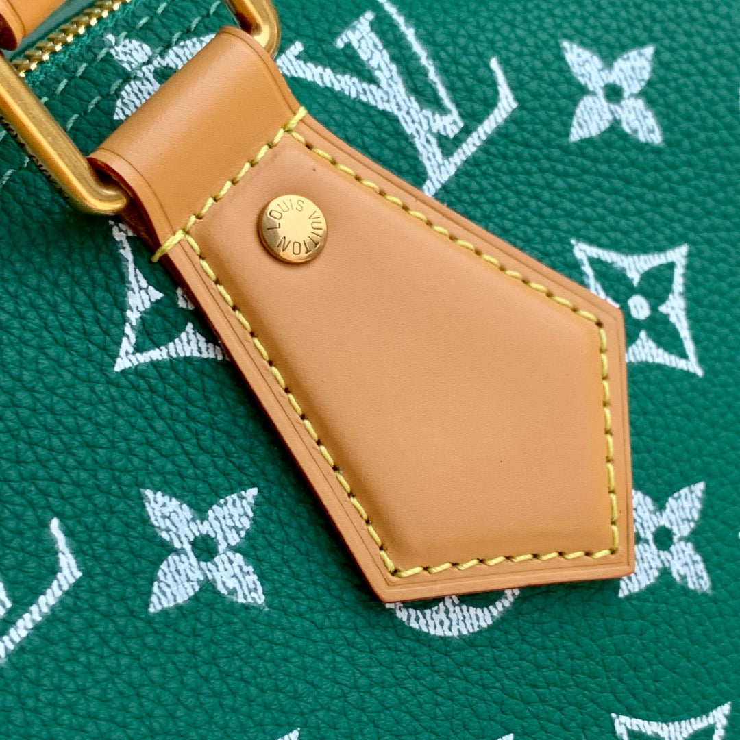 Louis Vuitton Speedy P9 Bandouliere  30