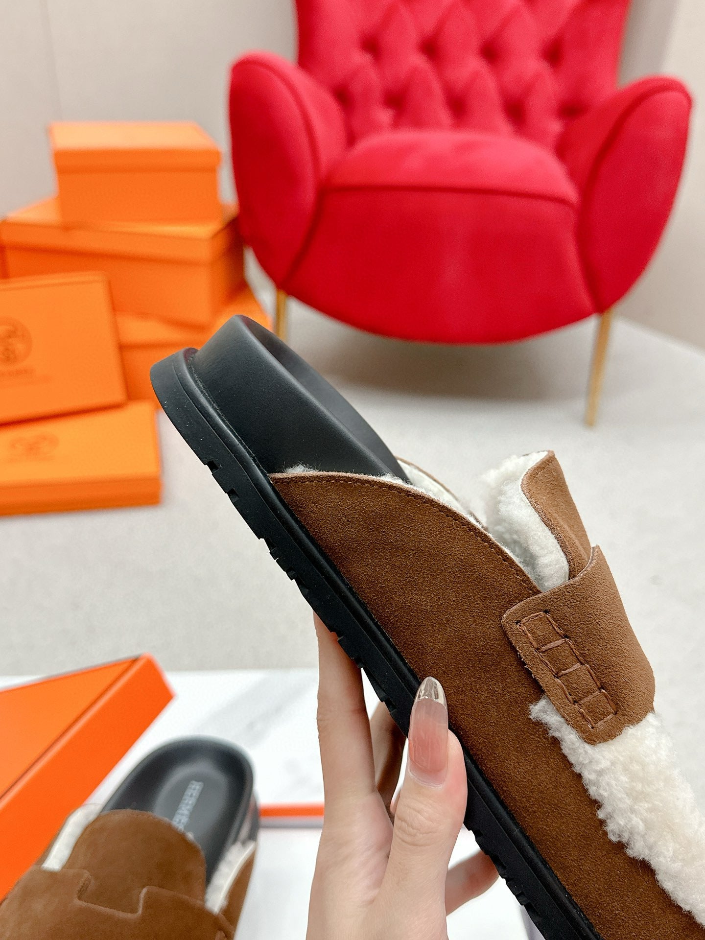 Hermes Slipper