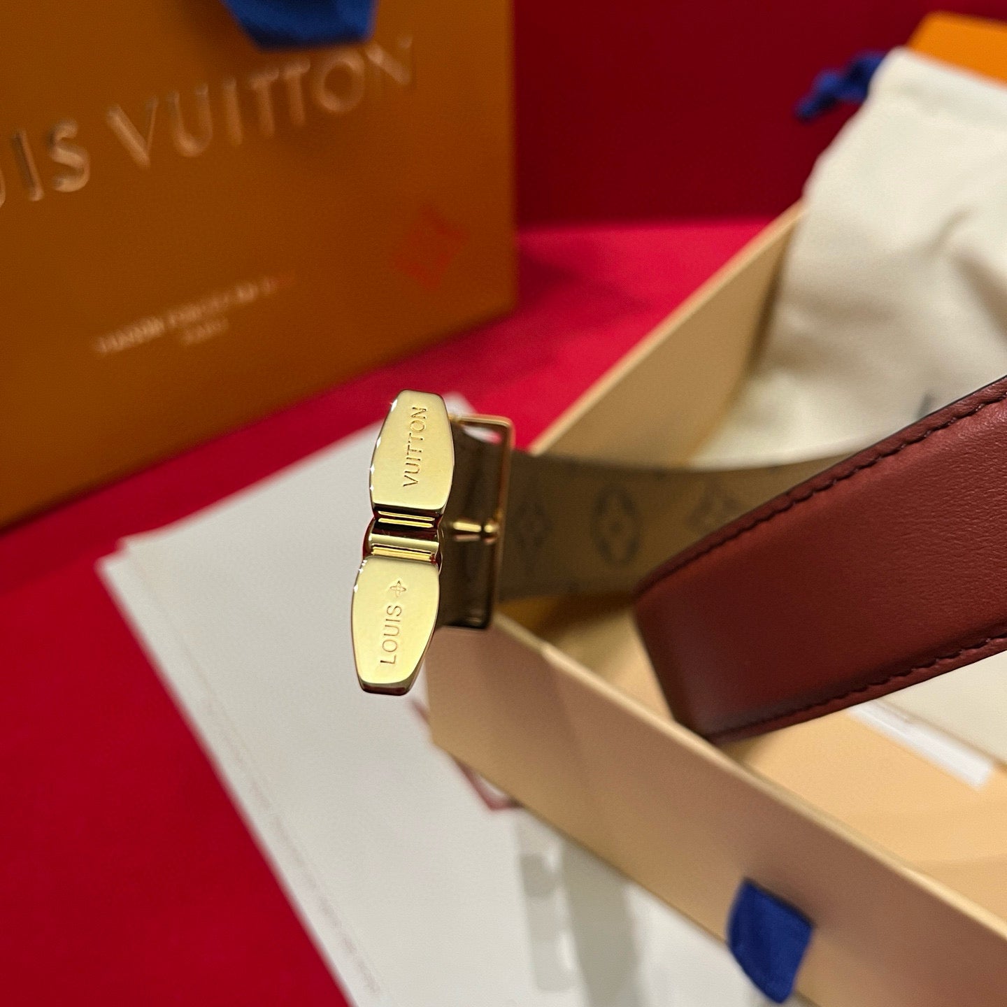 Louis Vuitton Pretty Lv 30 mm Reversible Belt