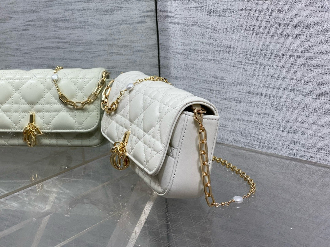 Talk Pouch Phone