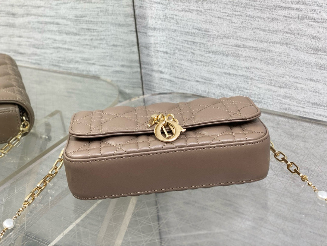 Talk Pouch Phone