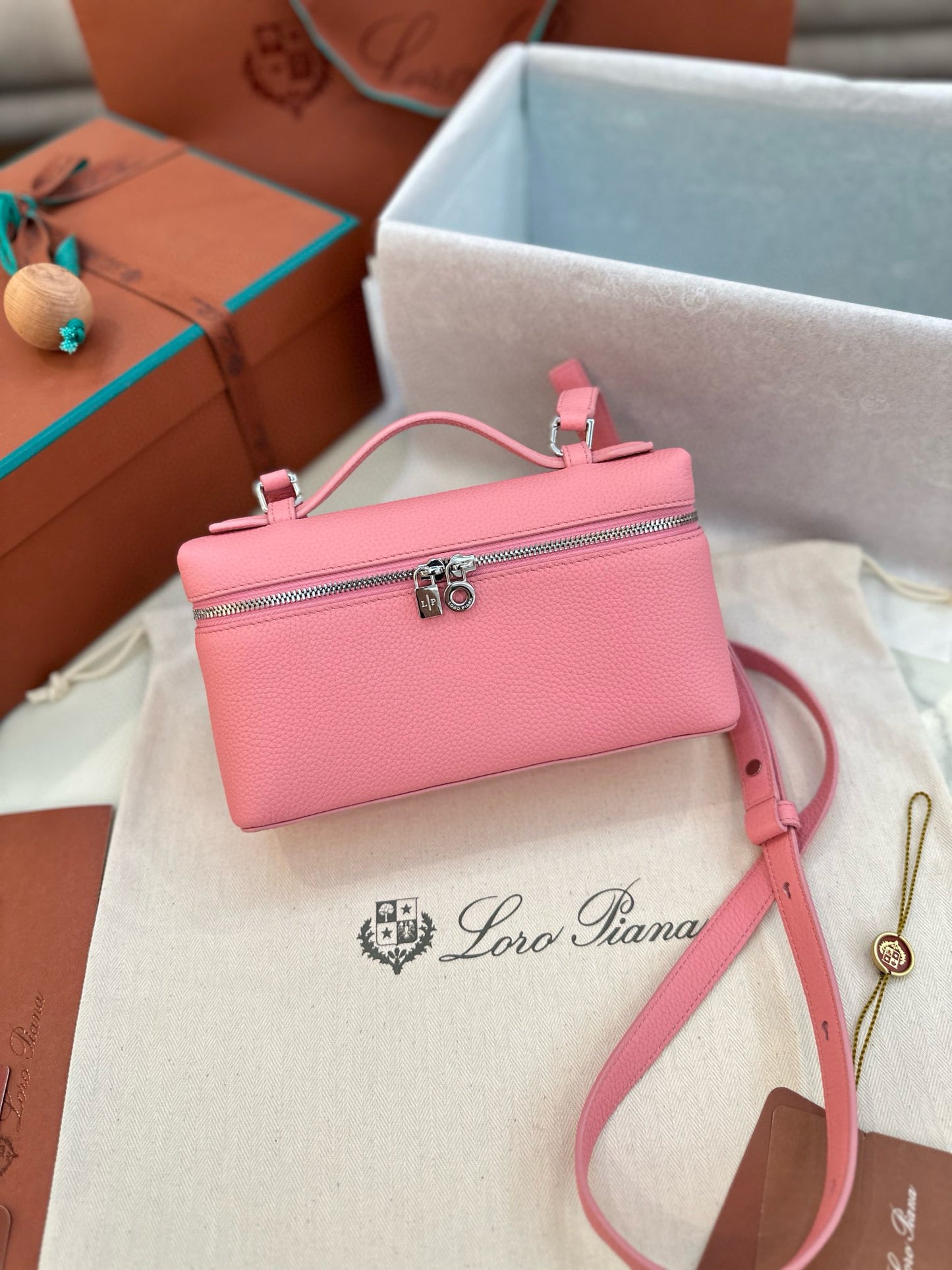 Loro Piana Extra Pocket L19