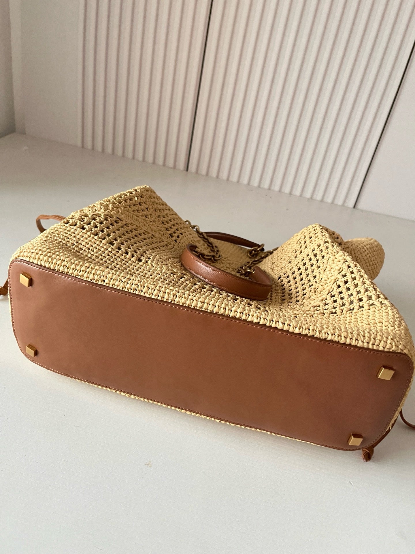 Jamie Shopping In Raffia