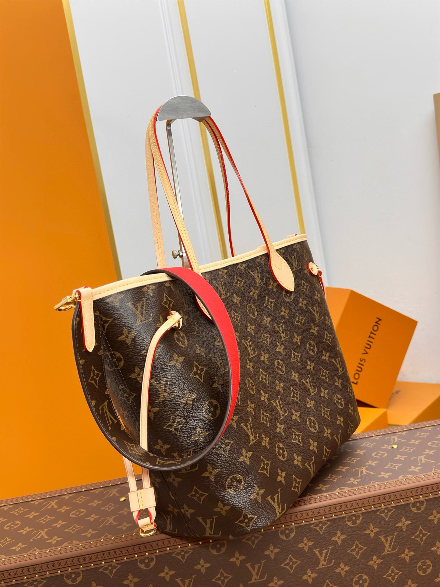 Louis Vuitton Neverfull Bandouliere Inside Out MM