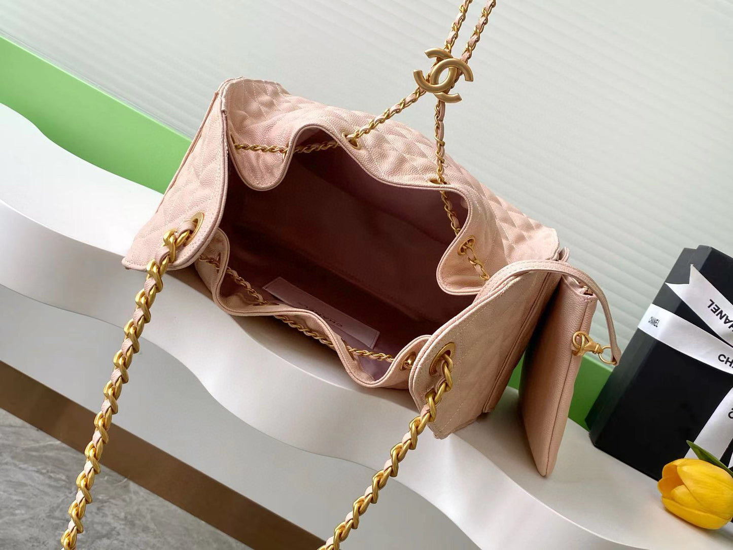 Large 25 Handbag