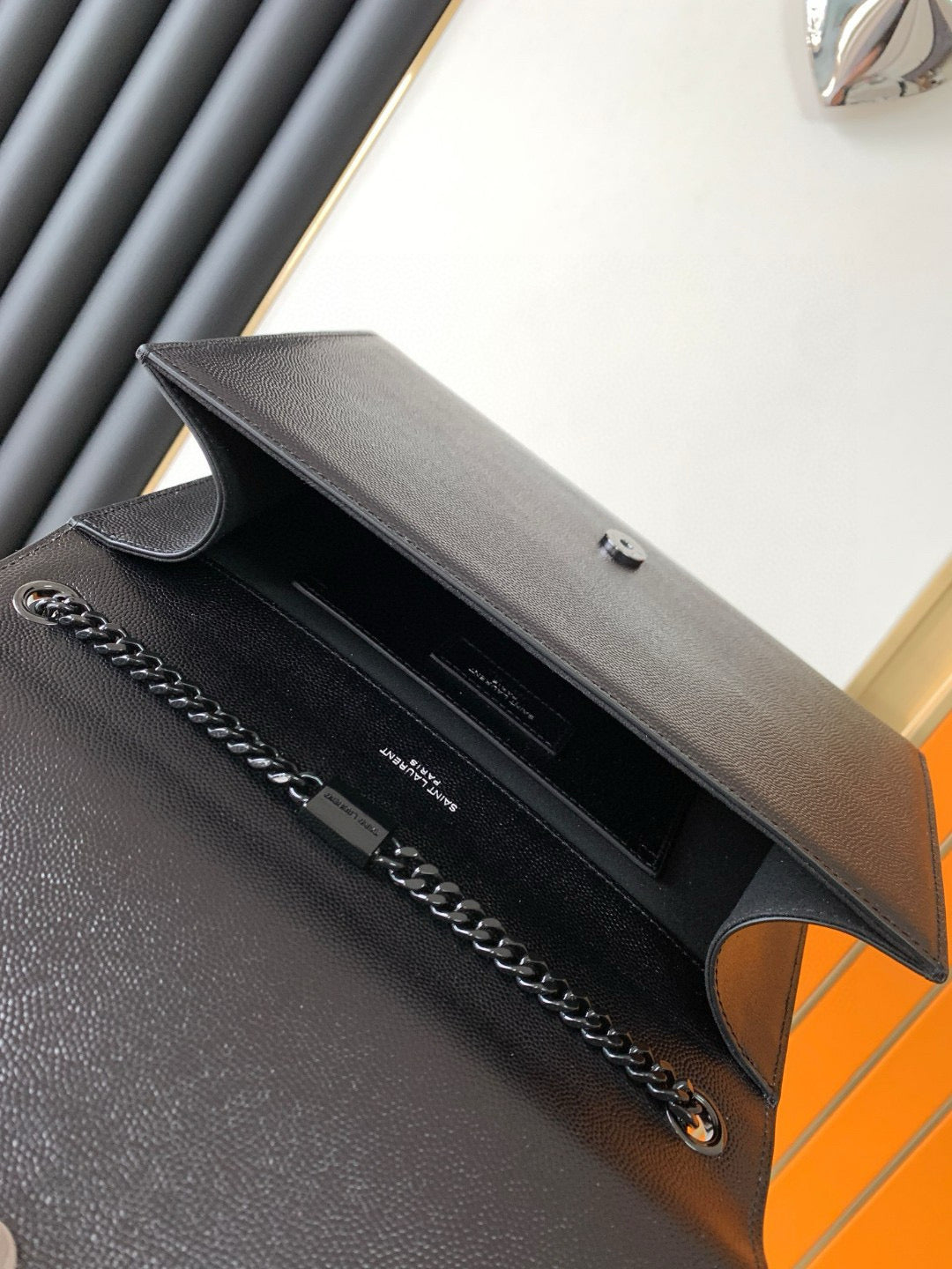 Yves Saint Laurent Kate Medium