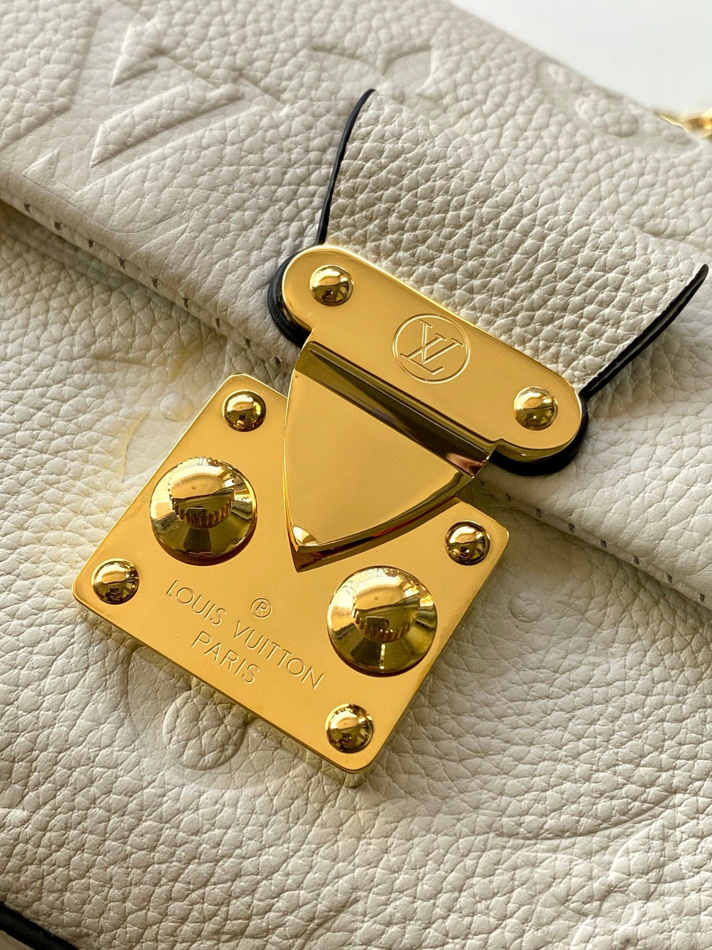 Louis Vuitton Madeleine BB