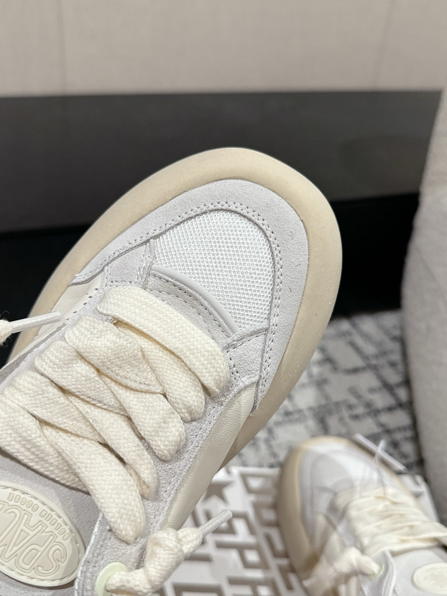 Golden Goose Sneaker