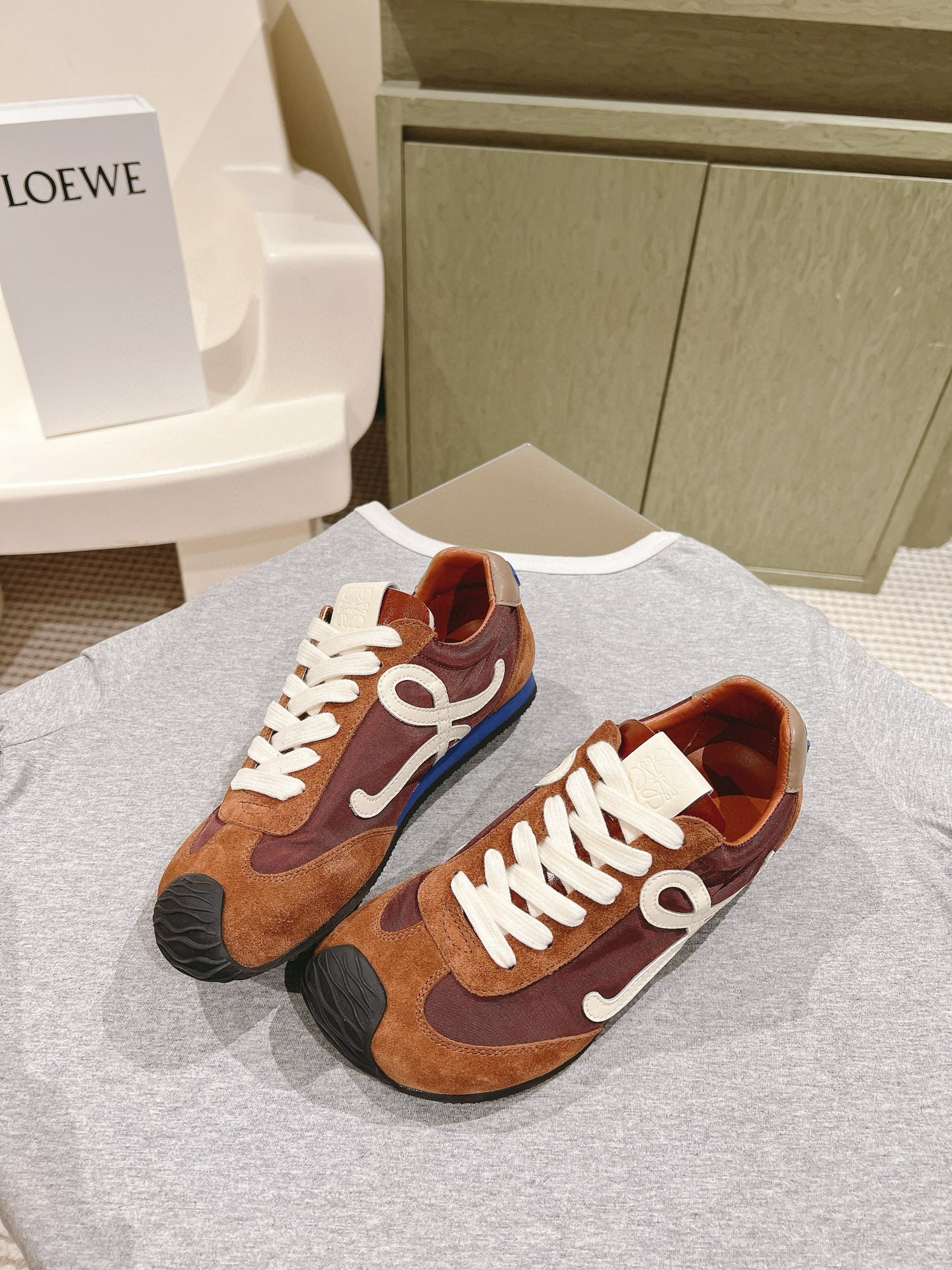 Loewe Sneaker