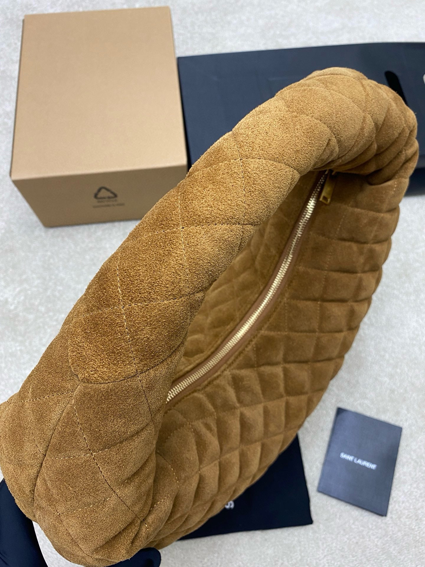 Icare Hobo Suede