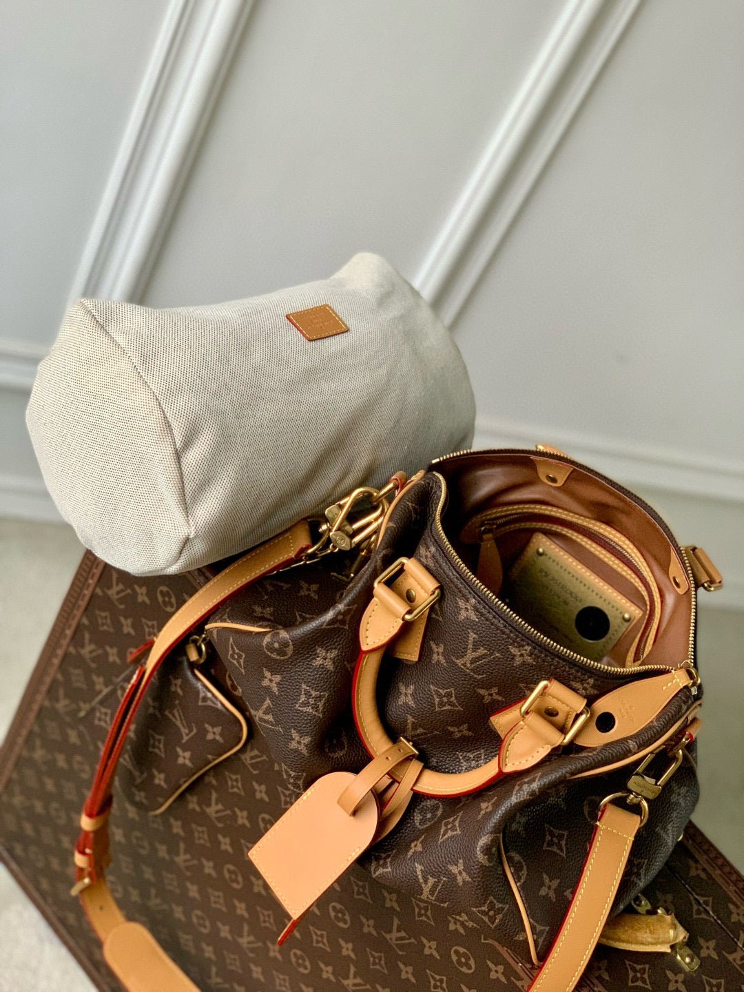 Louis Vuitton Speedy P9 Bandouliere  30