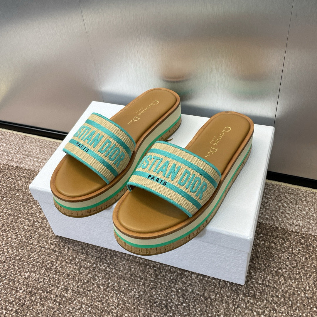 CD Ivıeta Dway Slide