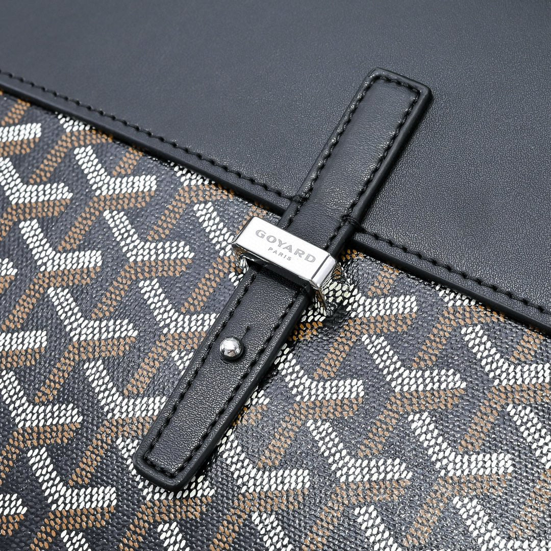 Gyrd Coursıer Messenger