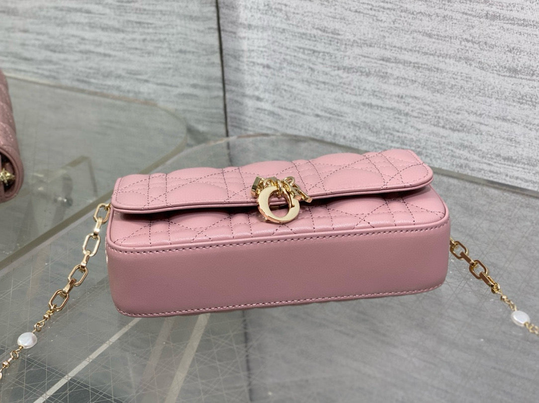 Talk Pouch Phone