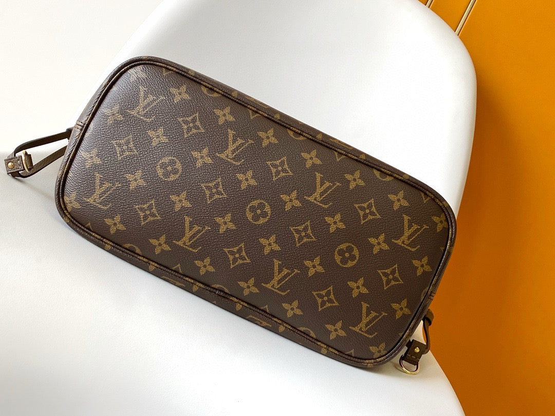 Louis Vuitton Neverfull Indside Out MM