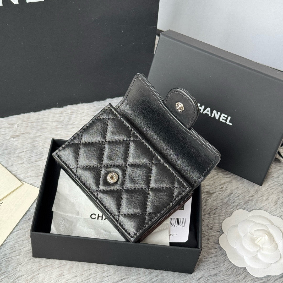 Classic Small Compact Wallet