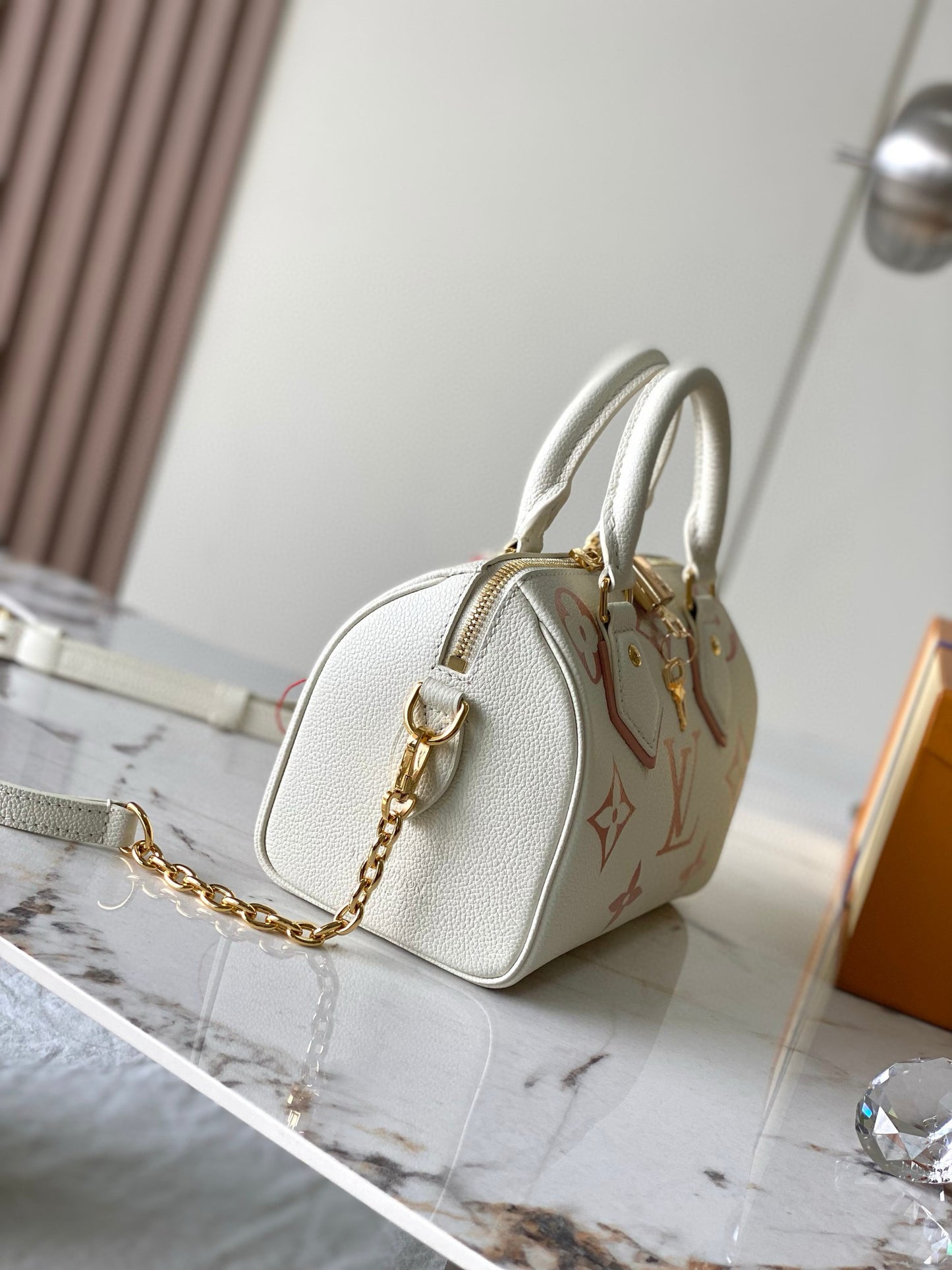 Louis Vuitton Speedy Bandouliere 20