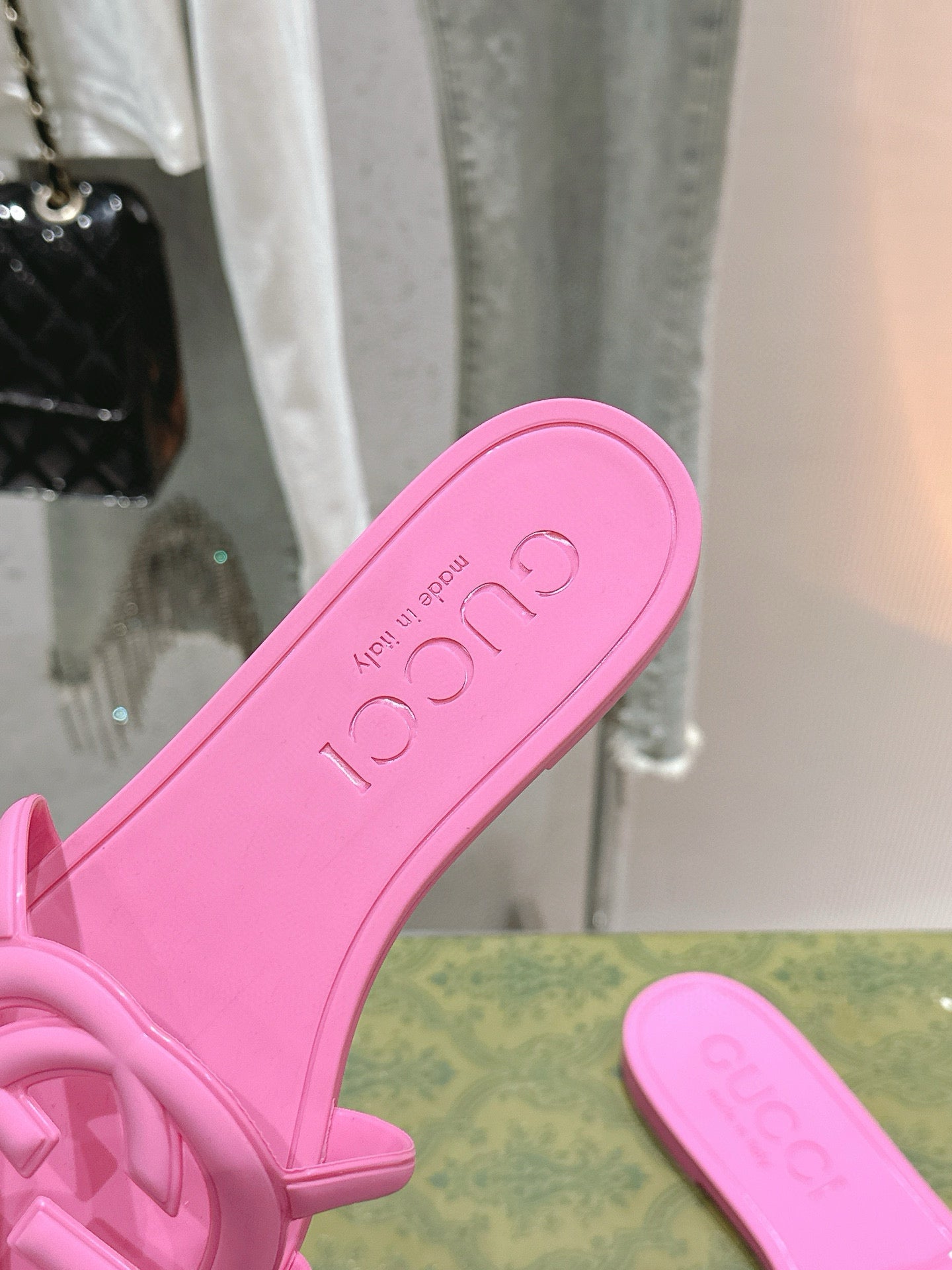 Interlocking G Slide Sandal