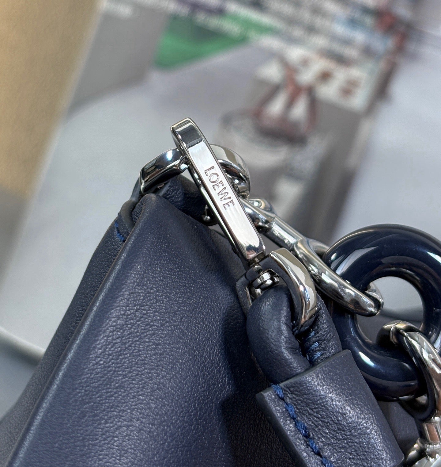 Loewe Medium Ola