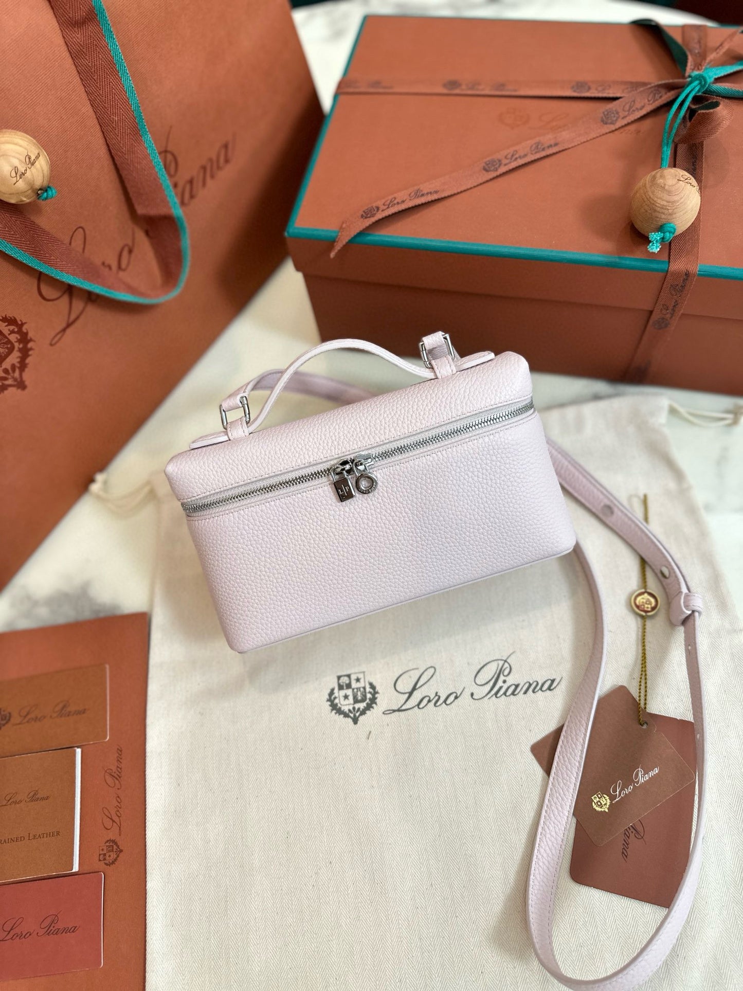 Loro Piana Extra Pocket L19