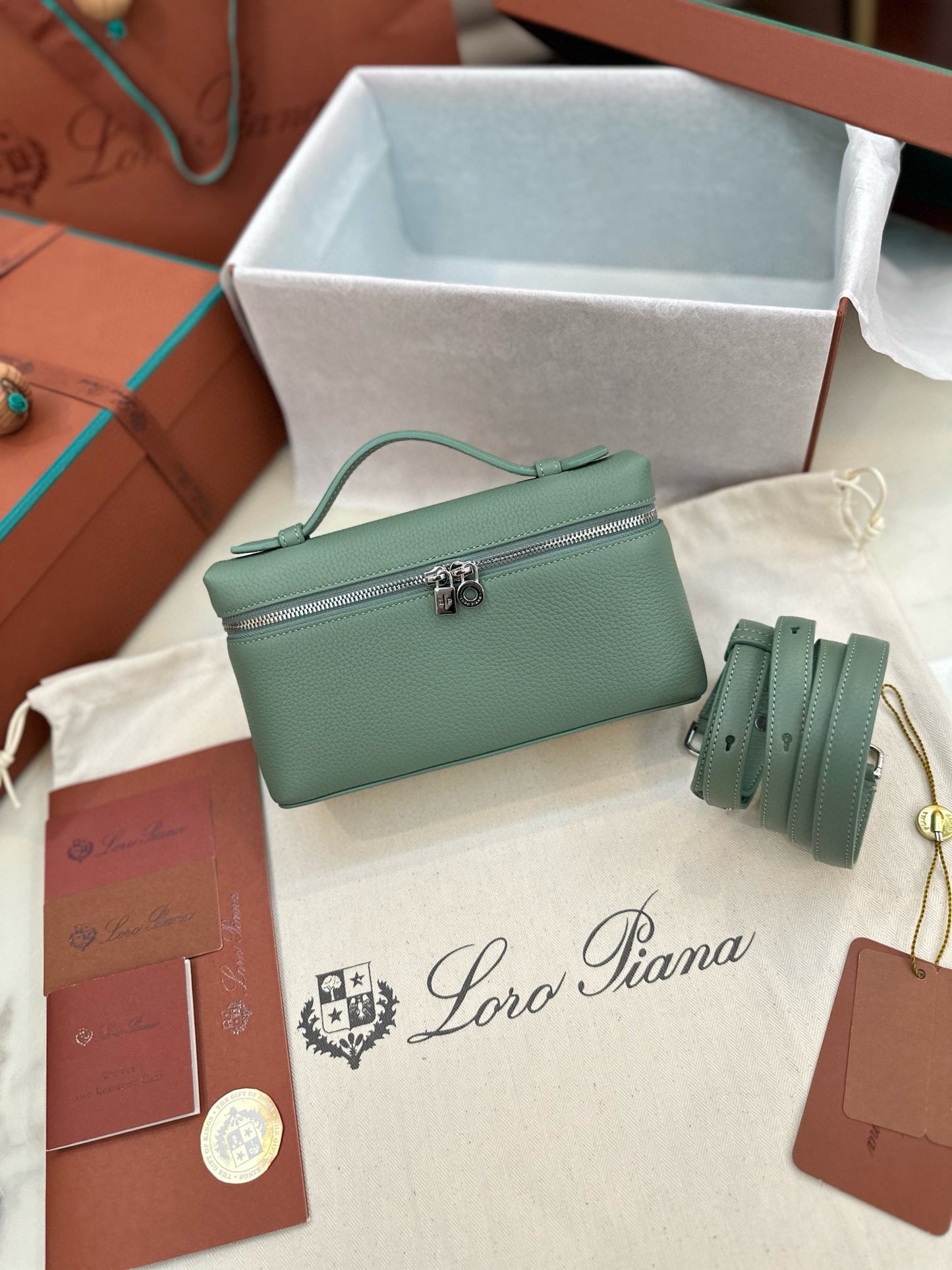 Loro Piana Extra Pocket L19