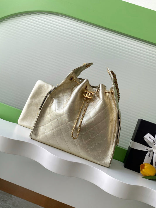 Large 25 Handbag