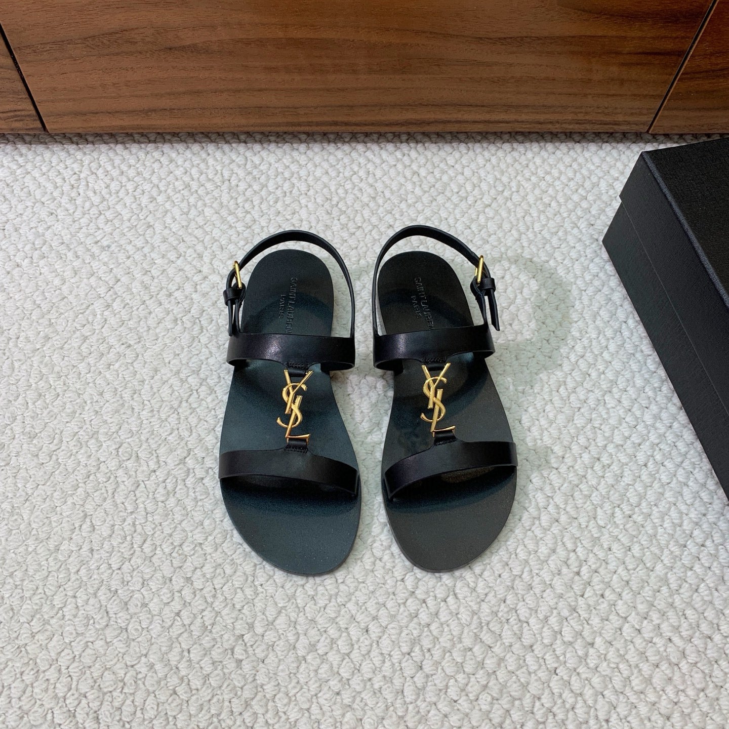 New Sandal