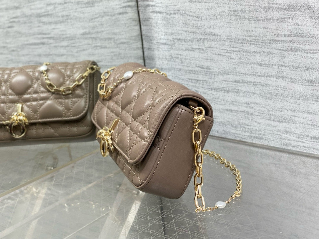 Talk Pouch Phone