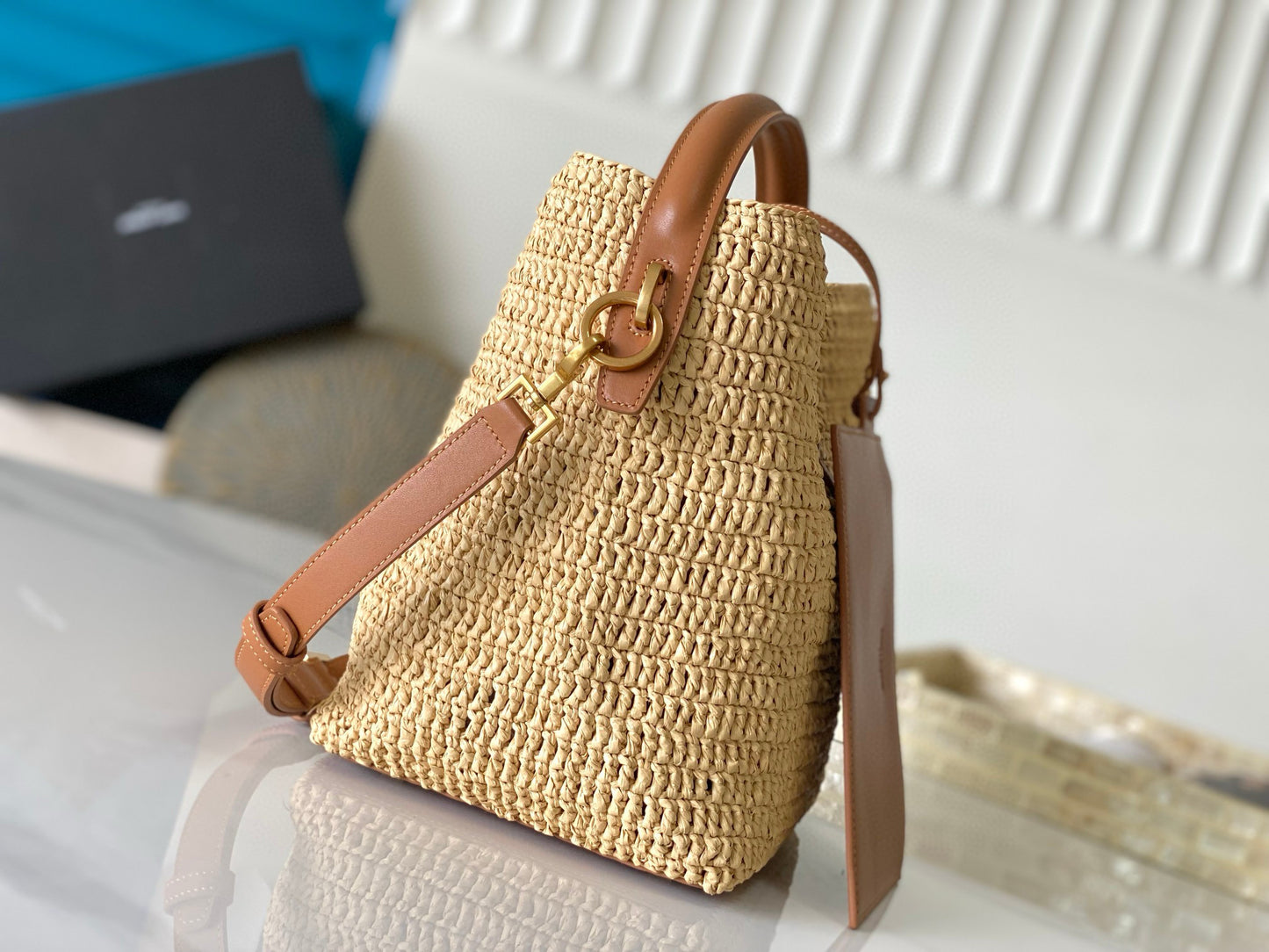 Yves Saint Laurent Le 37 Raffia