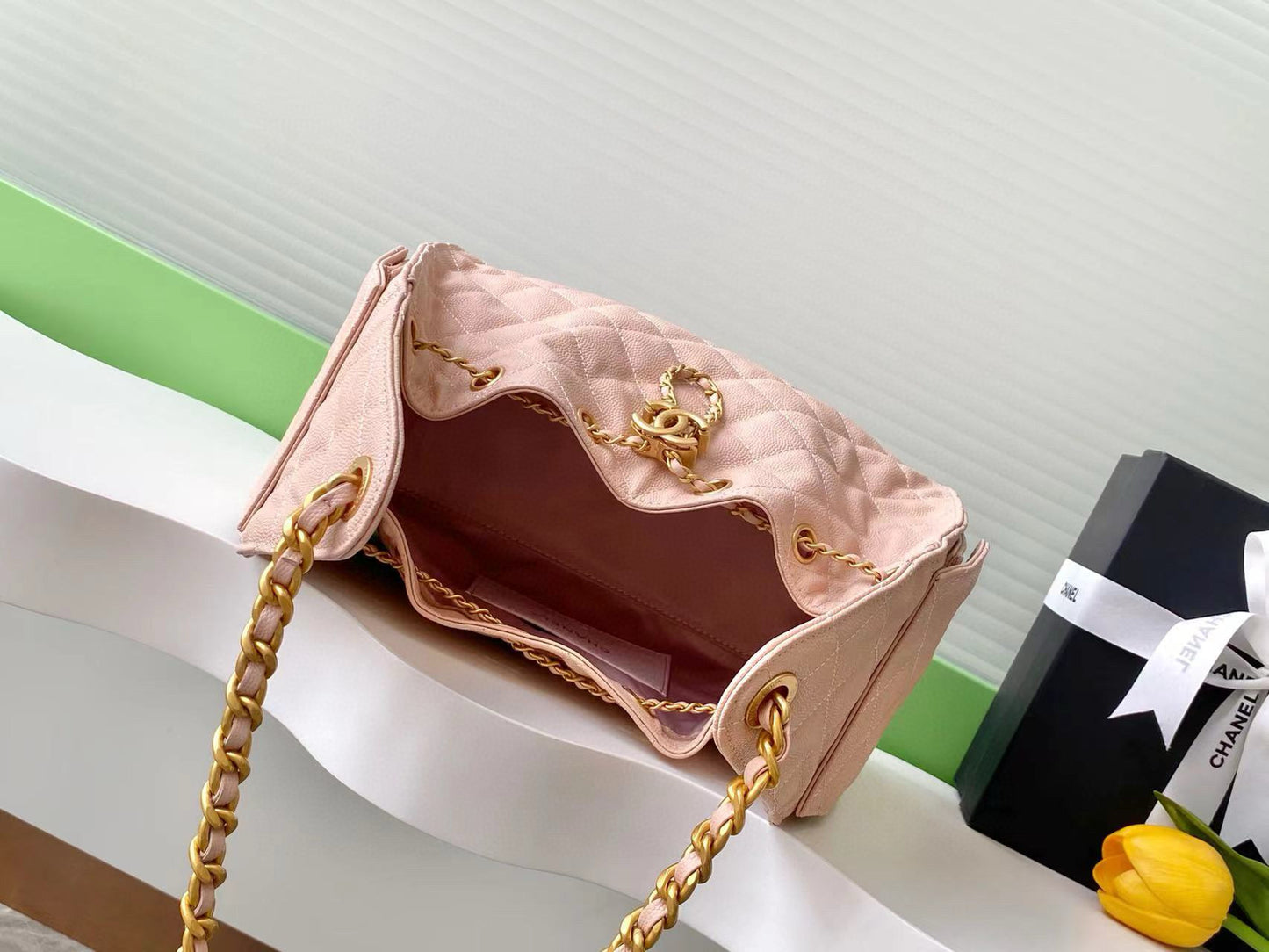 Large 25 Handbag