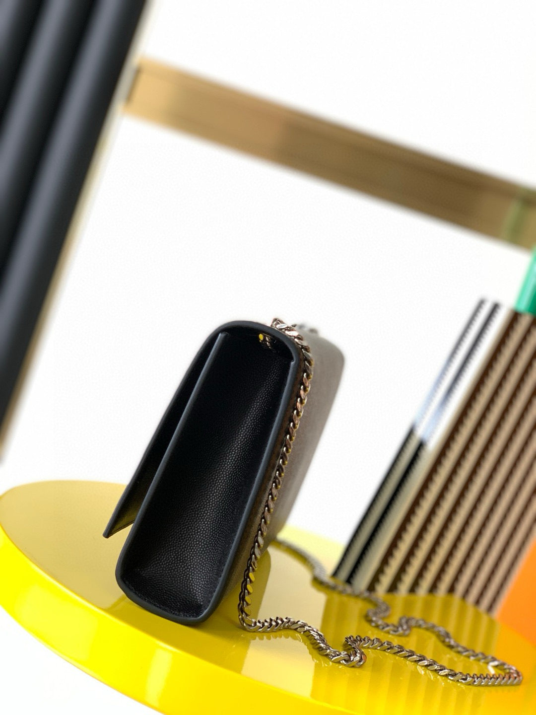 Yves Saint Laurent Kate Medium