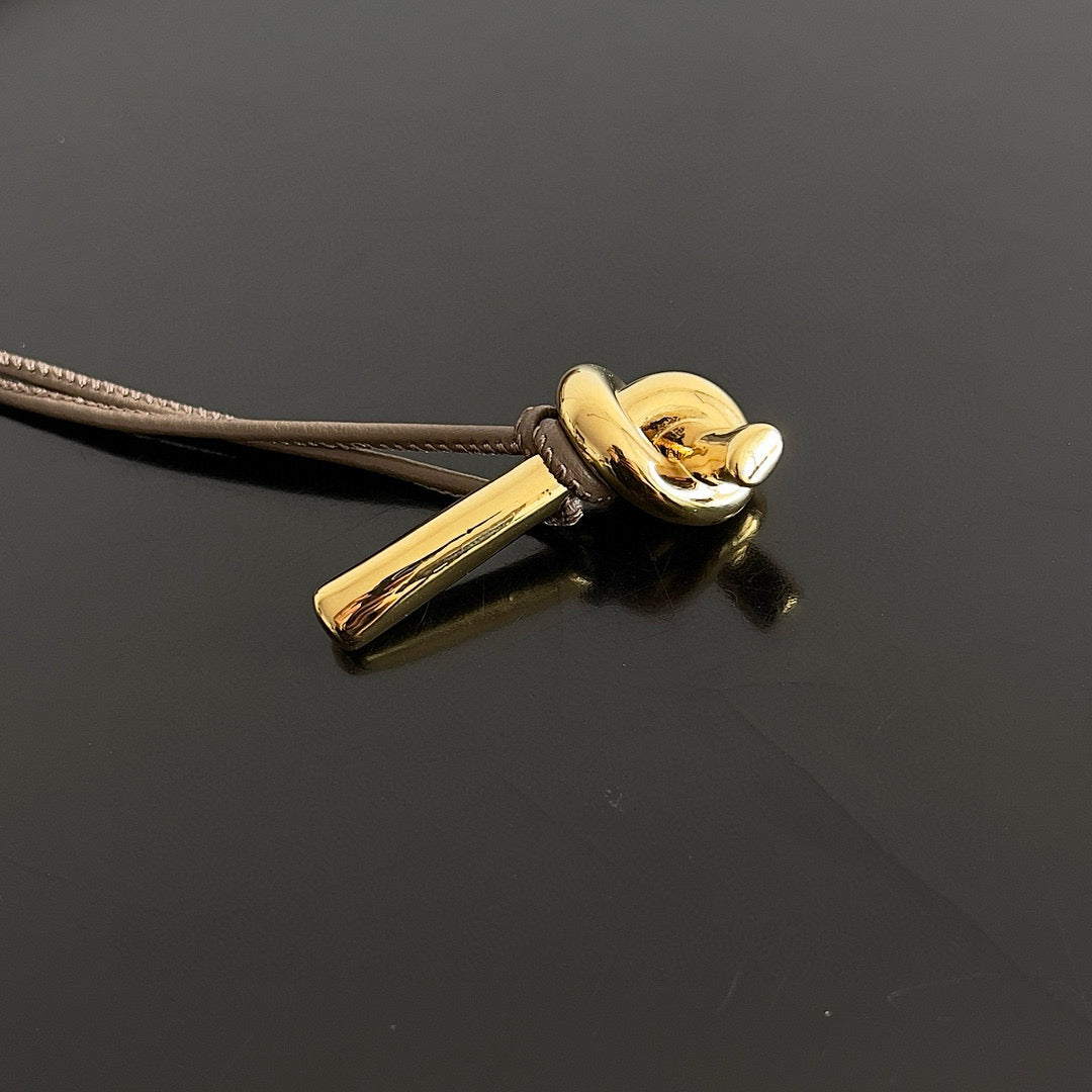 Bottega Veneta Andiamo Clutch