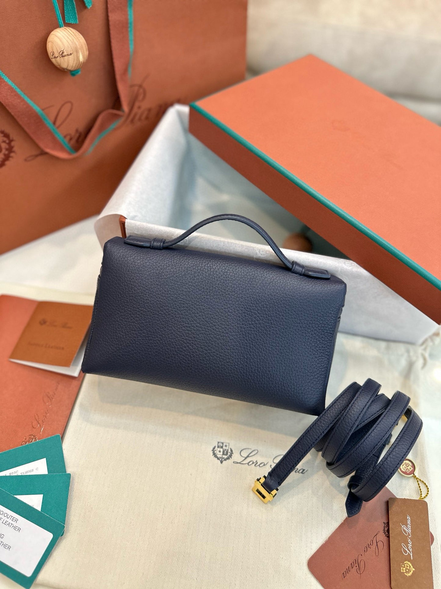 Loro Piana Extra Pocket L19