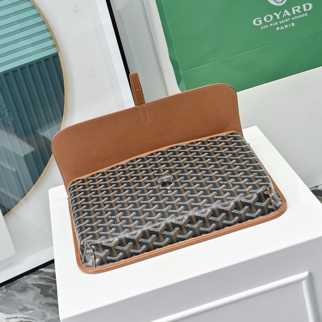 Gyrd Coursıer Messenger