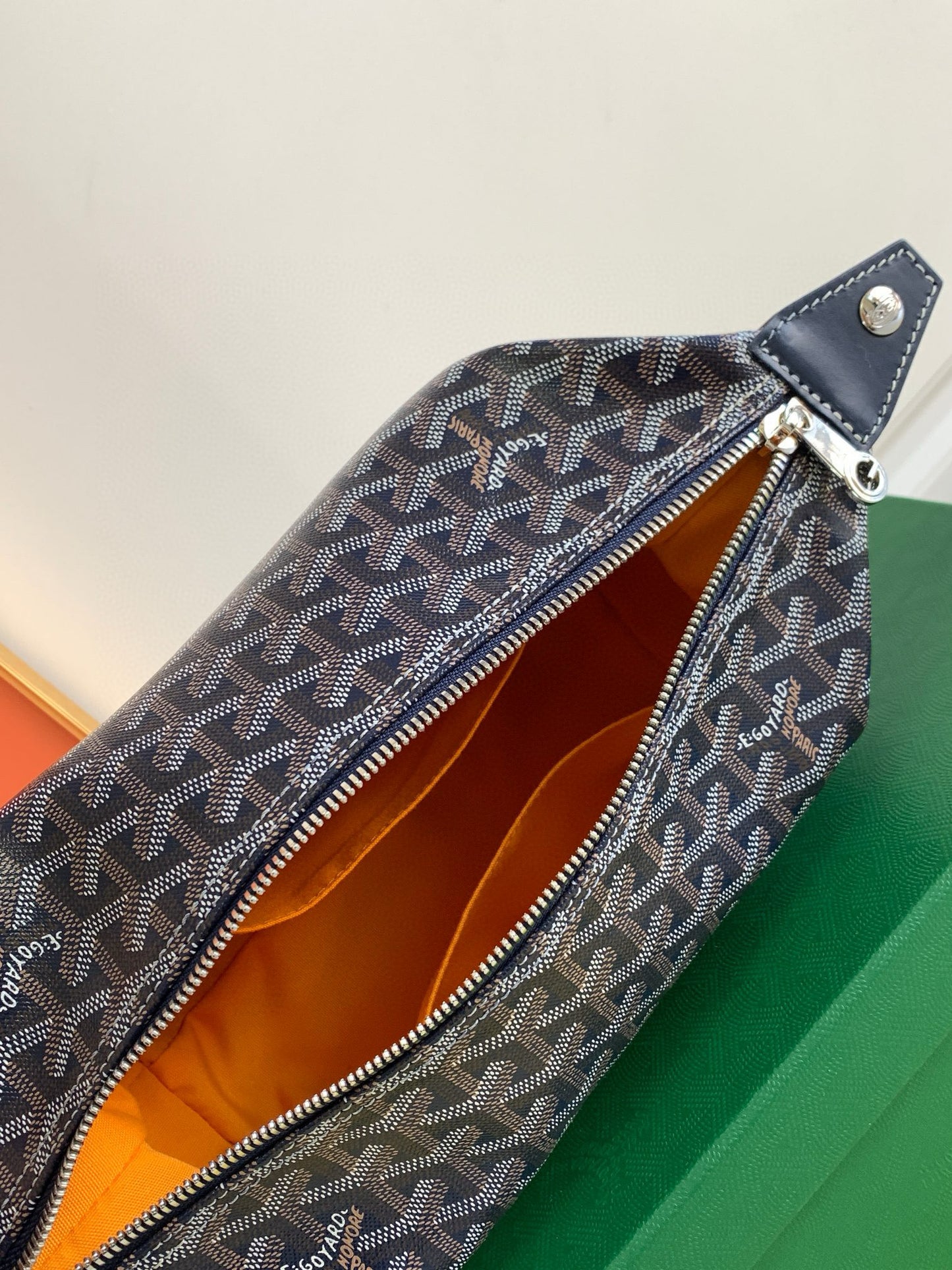 Goyard Boeing 25