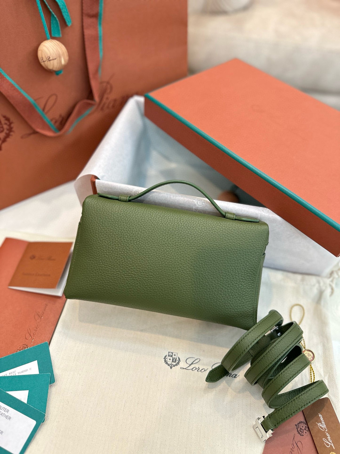 Loro Piana Extra Pocket L19